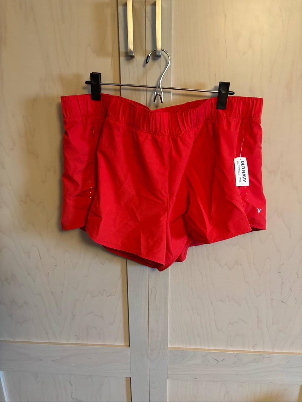 Old Navy Bright Red Women's Athletic Shorts